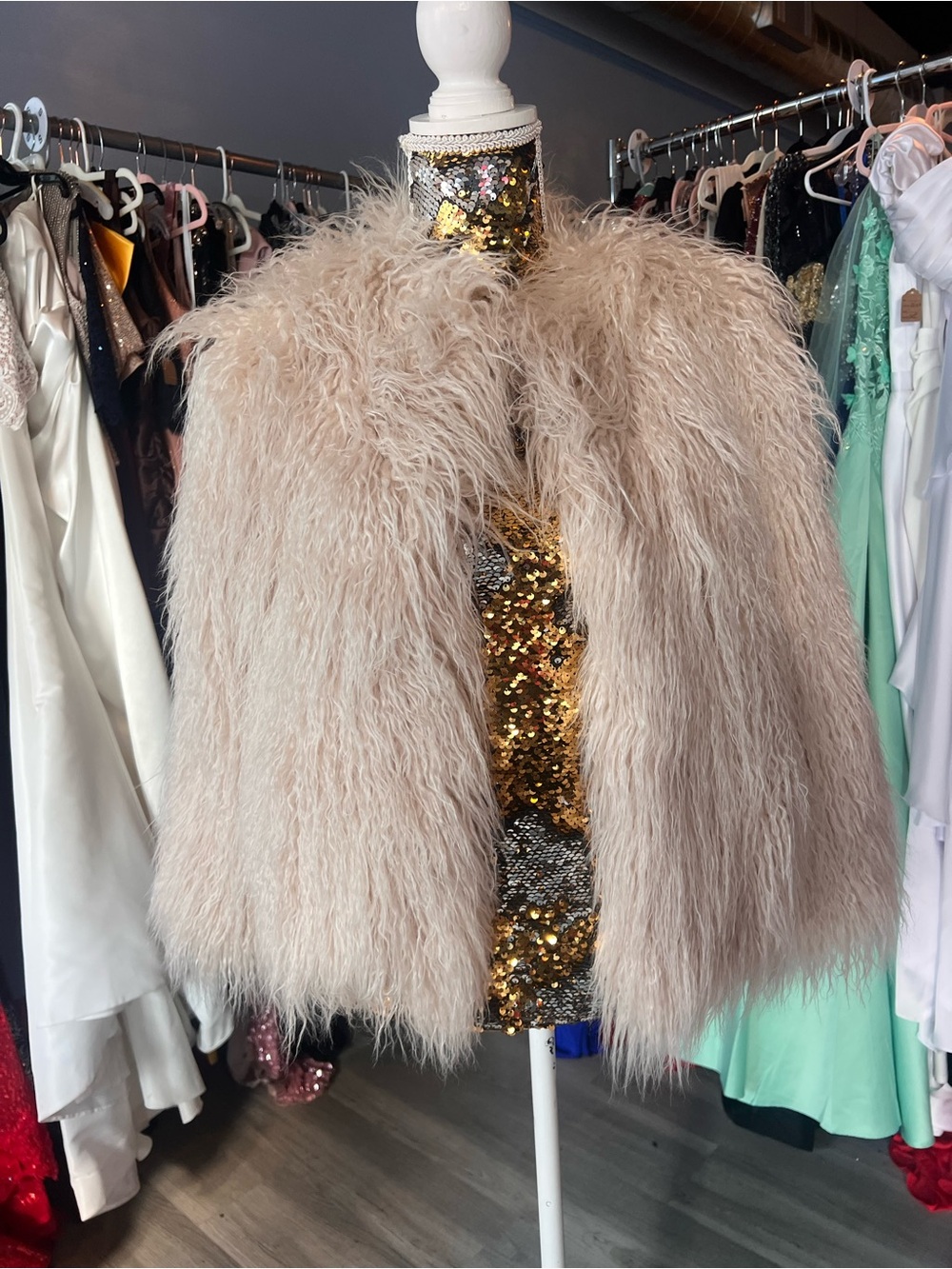 Zara Trafaluc Blush Beige Faux Fur Teddy Jacket Size Medium